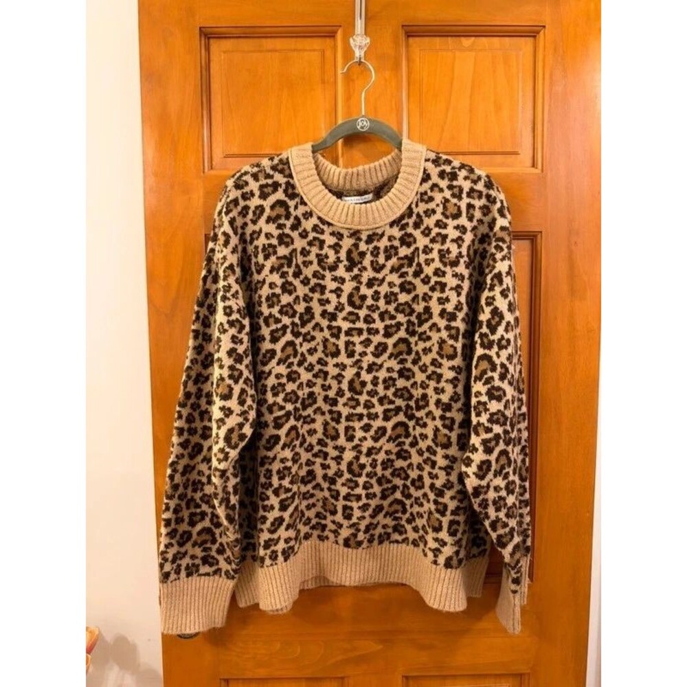 American Eagle Leopard Print Sweater NWT Oversized Crewneck
